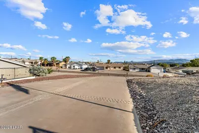 2063 Rainbow Ave N, Lake Havasu City, AZ 86404 - Photo 6