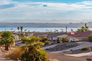 2690 Sunkentree Dr, Lake Havasu City, AZ 86403 - Photo 2