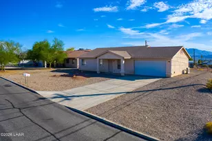 725 Oconowoc Dr, Lake Havasu City, AZ 86406 - Photo 1