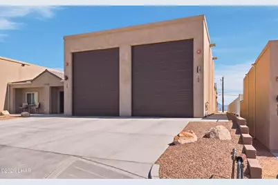 2830 Palisades Dr #104, Lake Havasu City, AZ 86404 - Photo 2