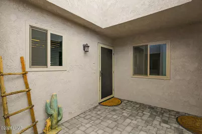 2673 Jamaica Blvd S #4, Lake Havasu City, AZ 86406 - Photo 2