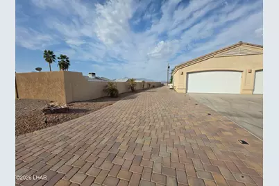 1185 Mohican Dr, Lake Havasu City, AZ 86406 - Photo 8