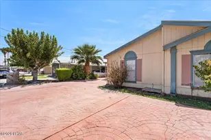 433 E Riverfront Dr, Parker, AZ 85344 - Photo 4