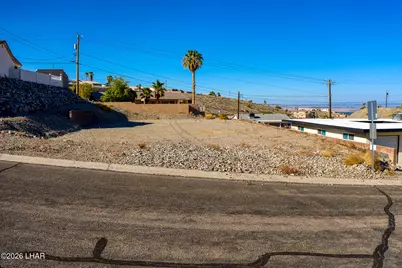 3050 Douglas Dr, Lake Havasu City, AZ 86404 - Photo 4