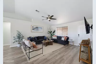 671 Wayside Dr, Lake Havasu City, AZ 86403 - Photo 6