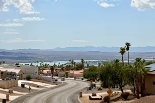 2708 Saratoga Ave, Lake Havasu City, AZ 86406 - Photo 2