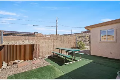 1010 Coconut Grove Dr, Lake Havasu City, AZ 86404 - Photo 32