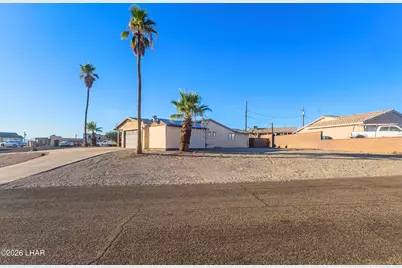 2285 Catamaran Ct, Lake Havasu City, AZ 86404 - Photo 2