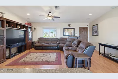1547 Hawkeye Dr, Lake Havasu City, AZ 86406 - Photo 4