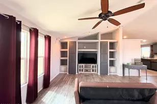 564 S Elfrida Rd, Golden Valley, AZ 86413 - Photo 10