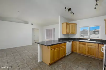 3261 Broken Arrow Dr, Lake Havasu City, AZ 86406 - Photo 8