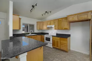 3261 Broken Arrow Dr, Lake Havasu City, AZ 86406 - Photo 6