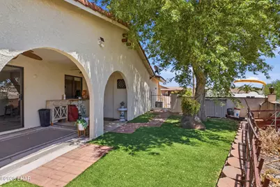 1821 Combat Dr, Lake Havasu City, AZ 86403 - Photo 8