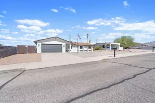 2451 Smoketree Ave N, Lake Havasu City, AZ 86403 - Photo 1
