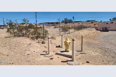 12830 S Oatman Hwy, Golden Shores, AZ 86436 - Photo 2