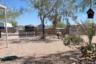 576 S Connor Ln, Quartzsite, AZ 85346 - Photo 10