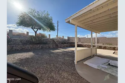 3256 Sheik Dr, Lake Havasu City, AZ 86404 - Photo 2
