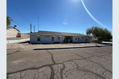 1940 Magnolia Dr #2, Lake Havasu City, AZ 86403 - Photo 2