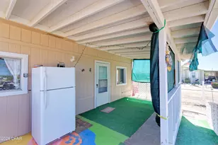 616 W Granada Dr, Quartzsite, AZ 85346 - Photo 6