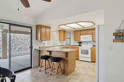 2405 Hillview Dr, Lake Havasu City, AZ 86403 - Photo 12