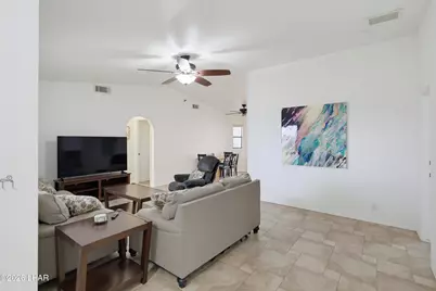 2405 Hillview Dr, Lake Havasu City, AZ 86403 - Photo 6