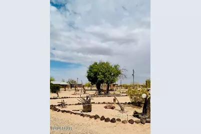 25295 Ochoco Way, Bouse, AZ 85325 - Photo 20
