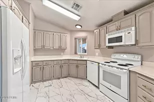 1435 King Dr, Lake Havasu City, AZ 86404 - Photo 12