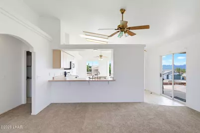 3089 Caliente Dr, Lake Havasu City, AZ 86404 - Photo 12