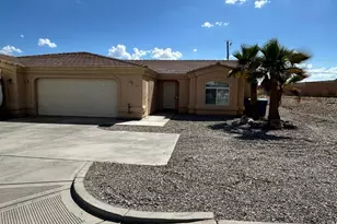 425 Hummingbird Dr, Lake Havasu City, AZ 86403 - Photo 2