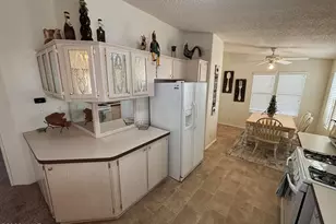 2560 James Dr, Lake Havasu City, AZ 86404 - Photo 12