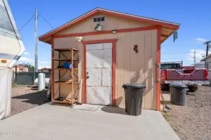 27675 Stone Ave, Bouse, AZ 85325 - Photo 22