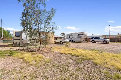 27675 Stone Ave, Bouse, AZ 85325 - Photo 30