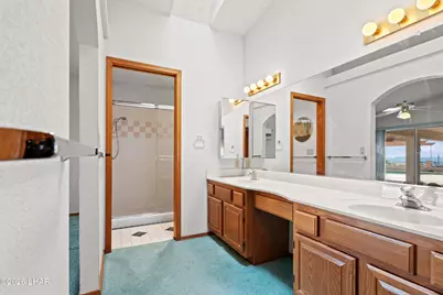 3131 Iroquois Dr, Lake Havasu City, AZ 86404 - Photo 4