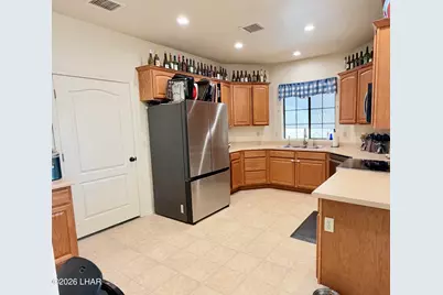 2120 W Billionaire Ln, Yucca, AZ 86438 - Photo 4
