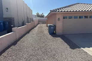 3762 Solar Dr, Lake Havasu City, AZ 86406 - Photo 2