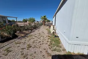 675 W Falcon Dr, Quartzsite, AZ 85346 - Photo 24