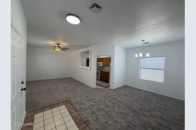2101 Sandwood Dr #B, Lake Havasu City, AZ 86403 - Photo 2