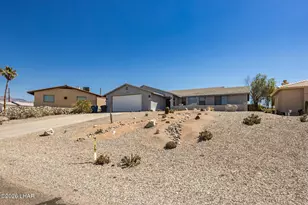2586 Inverness Dr, Lake Havasu City, AZ 86404 - Photo 2