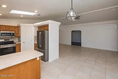3746 Clearwater Dr, Lake Havasu City, AZ 86406 - Photo 8