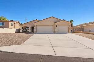 3746 Clearwater Dr, Lake Havasu City, AZ 86406 - Photo 1