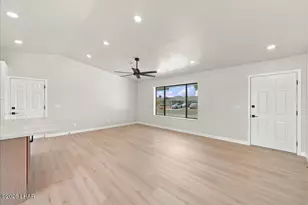 3380 Thunderhead Dr, Lake Havasu City, AZ 86406 - Photo 6