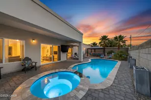 2718 Tradewind Dr, Lake Havasu City, AZ 86403 - Photo 2