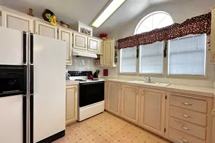 200 N Moon Mountain Ave, Quartzsite, AZ 85346 - Photo 4
