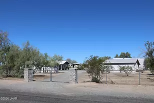 42795 Winema Dr, Bouse, AZ 85325 - Photo 1