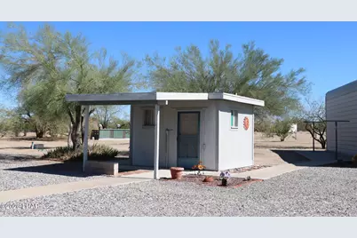 42795 Winema Dr, Bouse, AZ 85325 - Photo 36