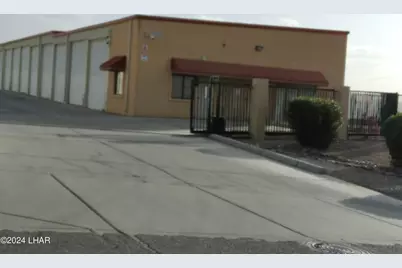 1605 Kiowa Ave #A-8, Lake Havasu City, AZ 86403 - Photo 1