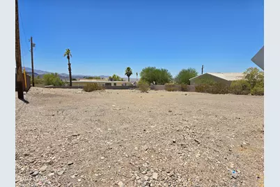 1980 Magnolia Dr, Lake Havasu City, AZ 86403 - Photo 1