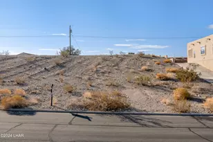 2970 Crater Dr, Lake Havasu City, AZ 86404 - Photo 1