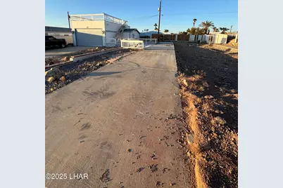 3042 William Dr, Lake Havasu City, AZ 86404 - Photo 1
