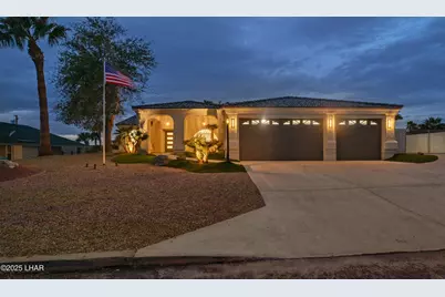 2817 War Eagle Dr, Lake Havasu City, AZ 86406 - Photo 1